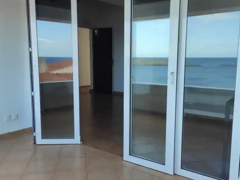 Terraza de Piso en venta en Sant Lluís con Aire acondicionado