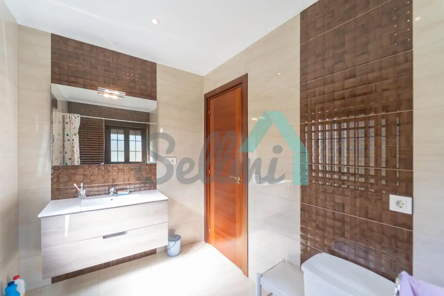 Baño de Casa o chalet en venta en Grado con Calefacción, Jardín privado y Parquet