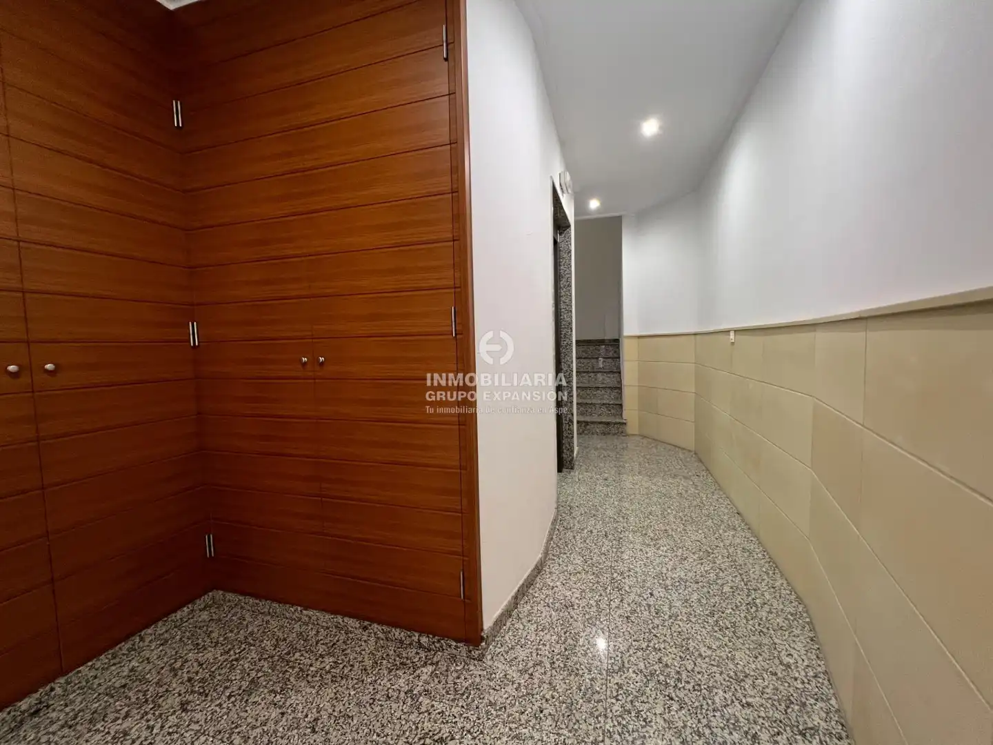 Piso en venta en Aspe con Terraza, Trastero y Amueblado