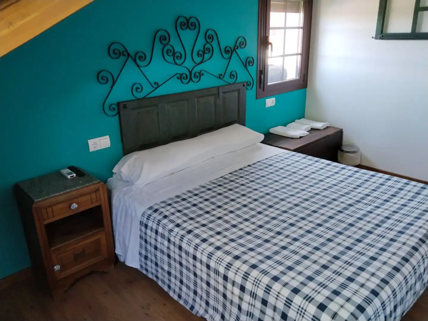 Bedroom of Houses for sale in Camponaraya, León