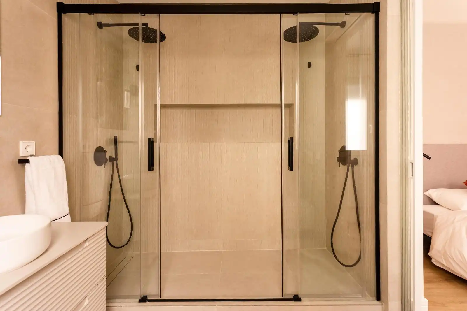 Badezimmer von Wohnungen zur Miete in Barrio de Salamanca