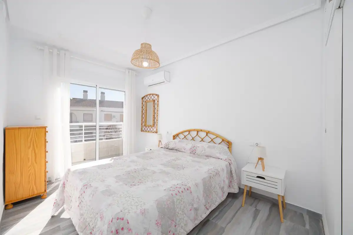 Casa pareada con terraza en venta en Calle Biar, imagen 15