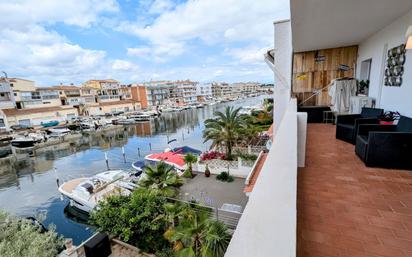 Terrassa de Apartament en venda en Empuriabrava amb Aire condicionat, Calefacció i Terrassa