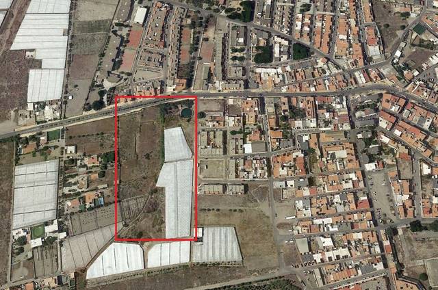 Terreno en Venta en Carretera N-344 Almeria-Murcia en El Alquián
