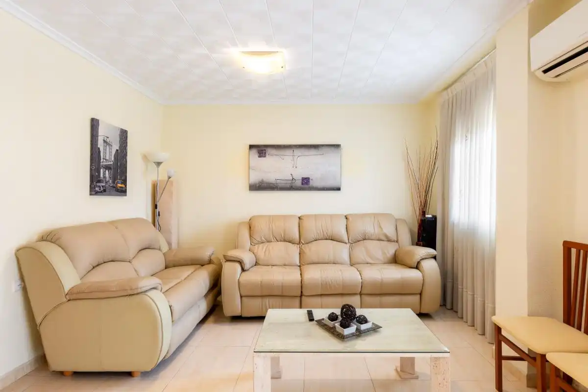 Sala d'estar de Pis en venda en Moncada amb Calefacció, Terrassa i Balcó
