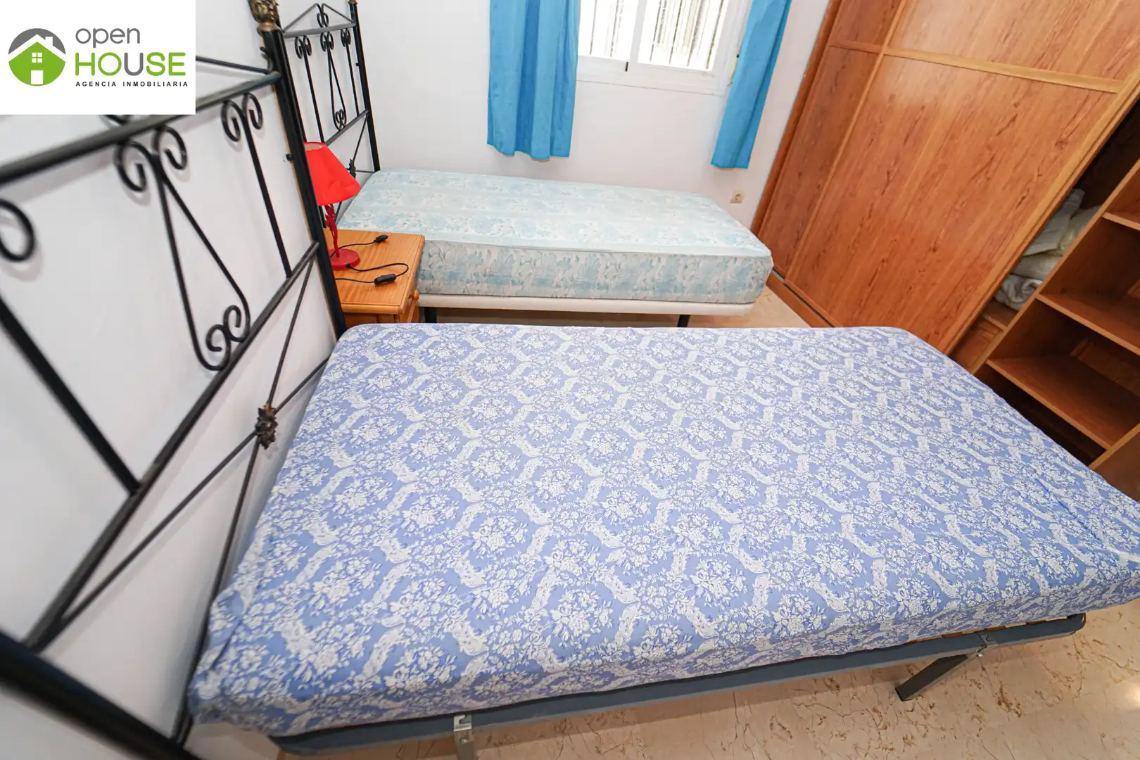 Habitación de Piso de alquiler en Güéjar Sierra con Aire acondicionado, Terraza y Amueblado