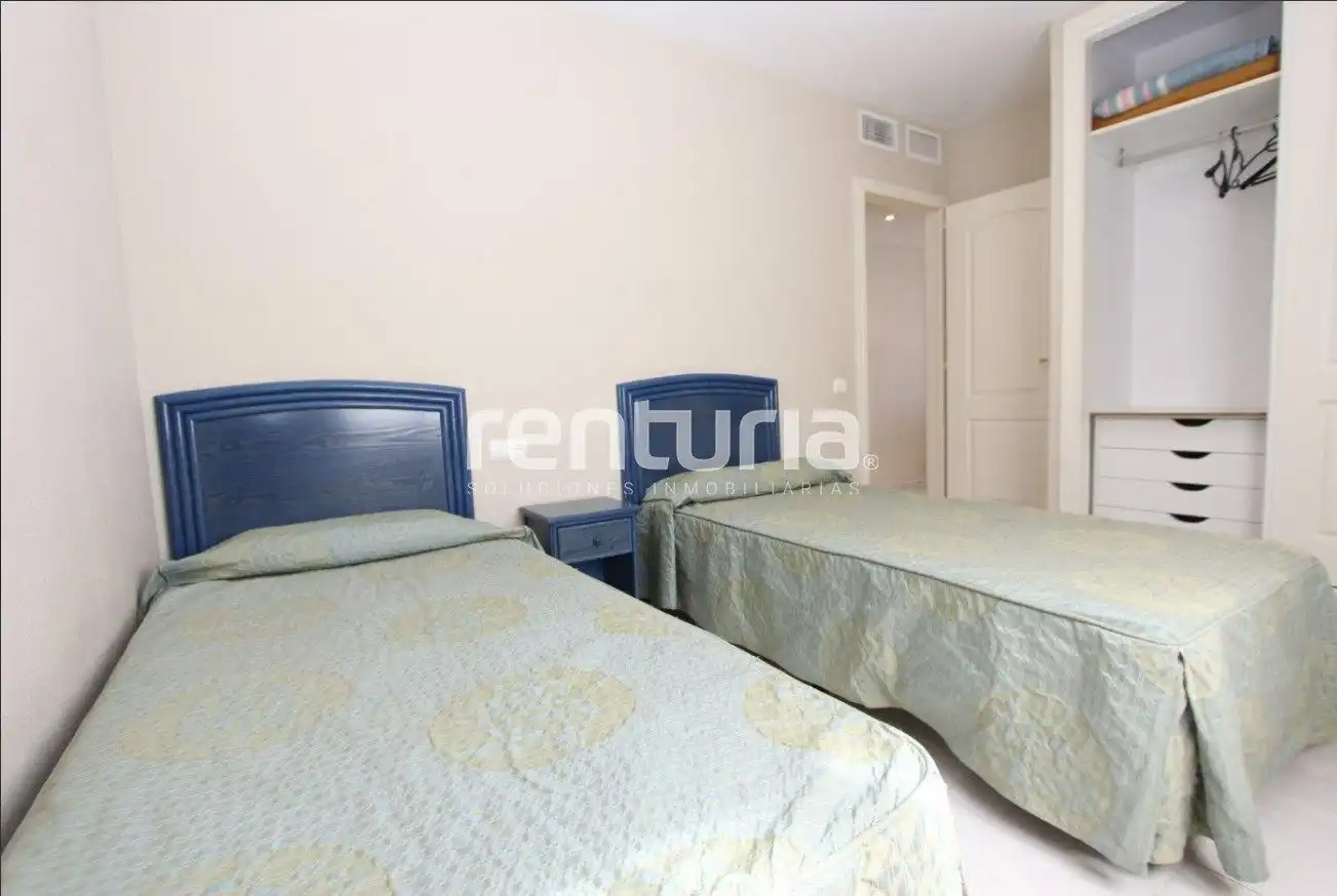 Bedroom of Attic for sale in Calpe / Calp  with Air Conditioner, Terrace and Furnished