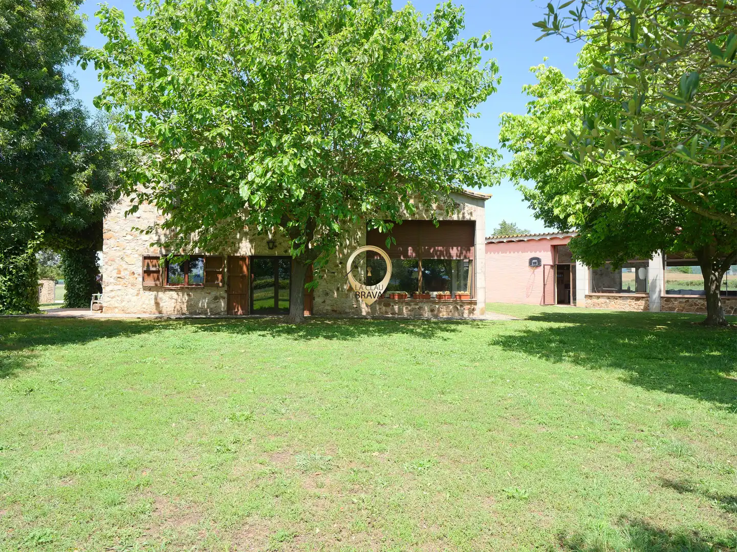 Country house zum Verkauf in Cassà de la Selva mit Heizung, Privatgarten und Abstellraum