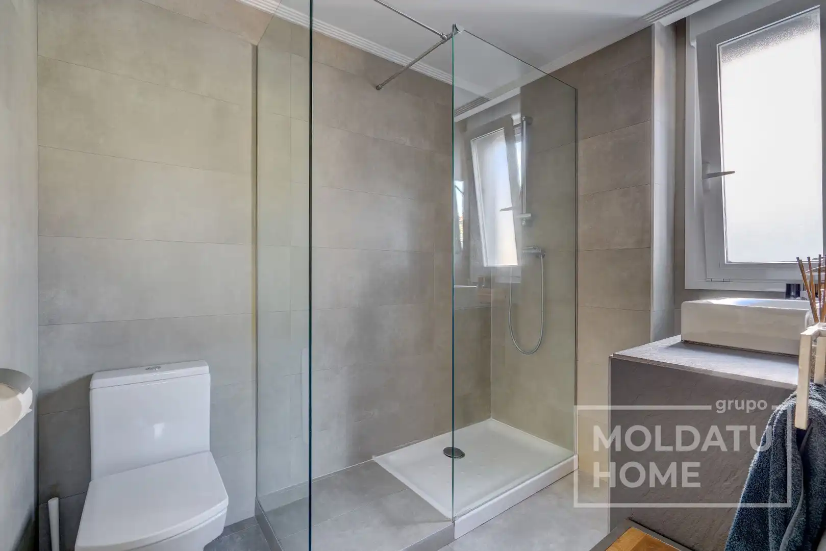Duplex with lift for sale in Indalecio Prieto, imagen 25