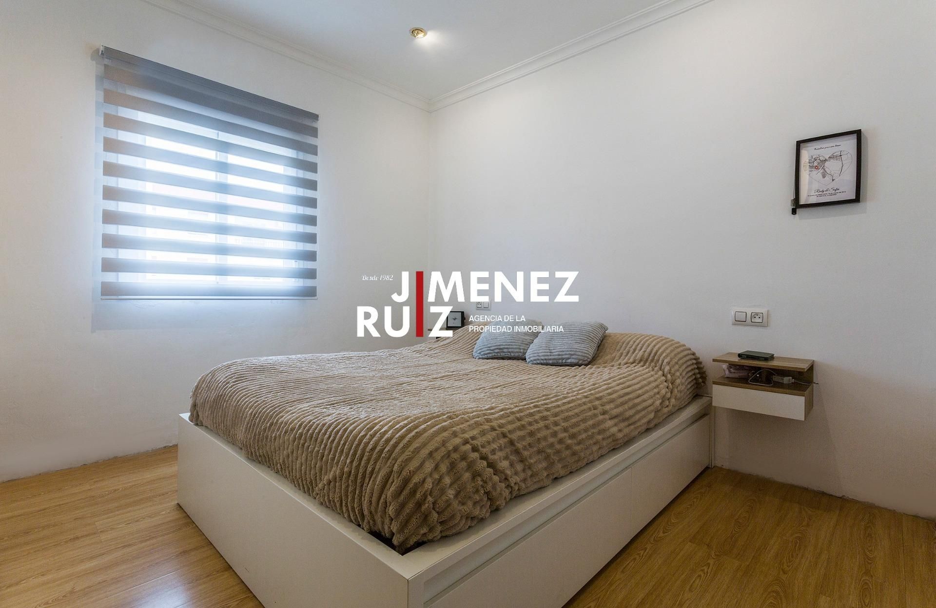 Bedroom of Flat for sale in El Puerto de Santa María  with Air Conditioner