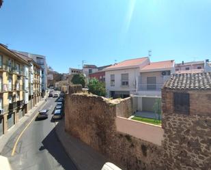 Vista exterior de Pis de lloguer en Plasencia amb Aire condicionat i Terrassa