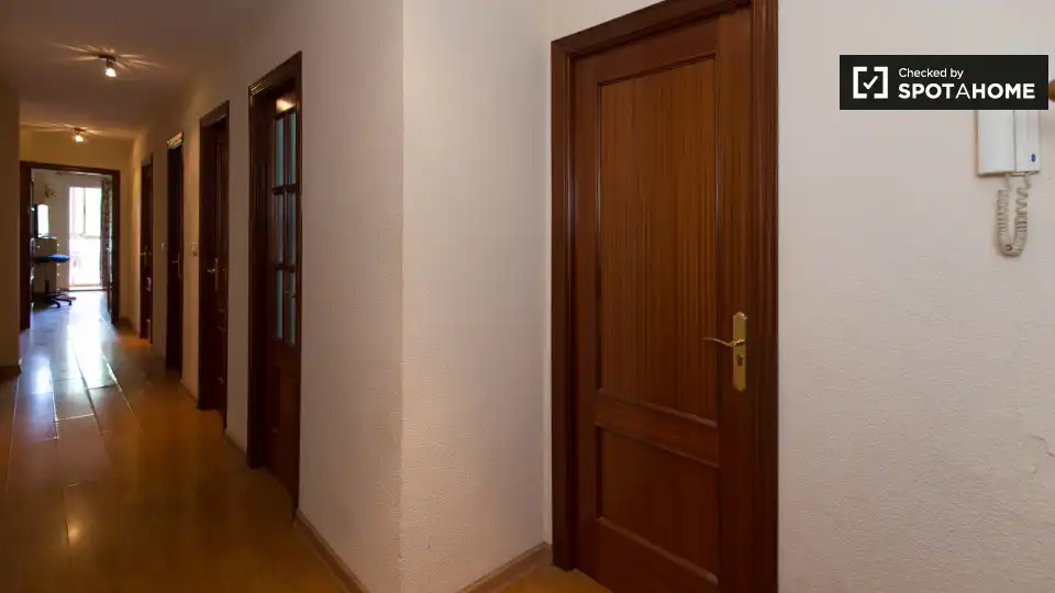 Room in Granada, Granada