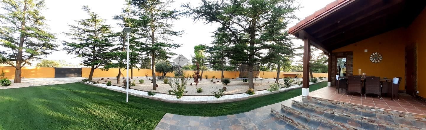 Garden of House or chalet to rent in  Teruel Capital  with Heating, Private garden and Parquet flooring