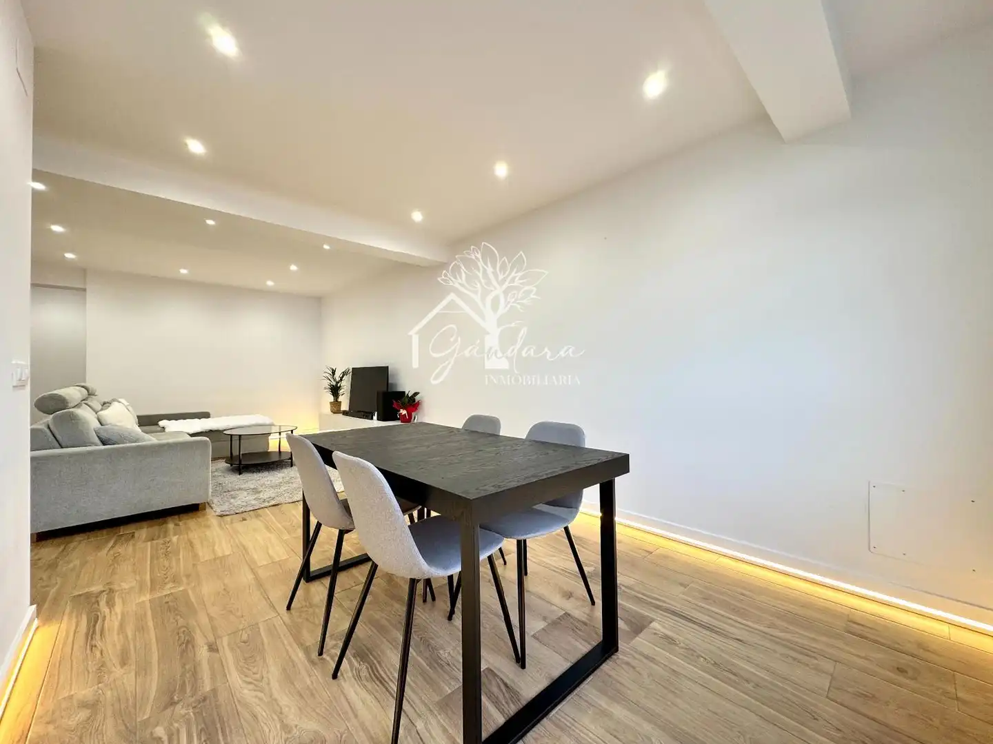 Dining room of Flat for sale in Narón  with Terrace, Furnished and Oven