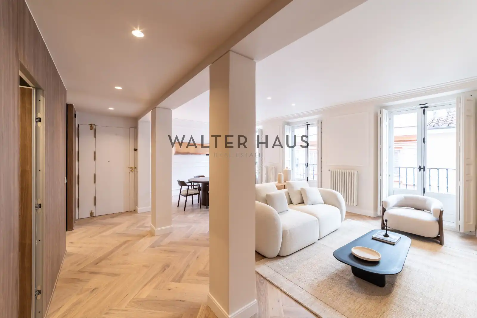 Flat for sale in Calle de Quevedo, Cortes - Huertas