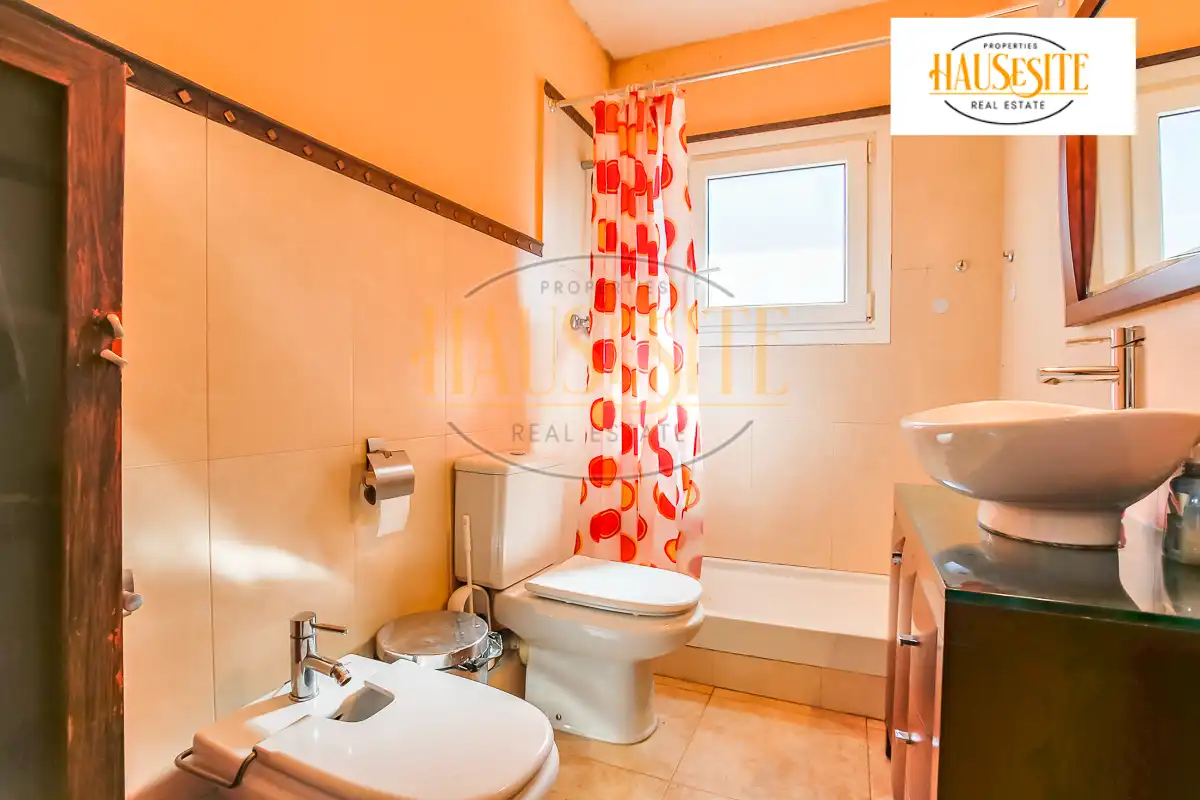 Baño de Casa o chalet en venta en Sant Pere de Ribes con Aire acondicionado, Calefacción y Jardín privado