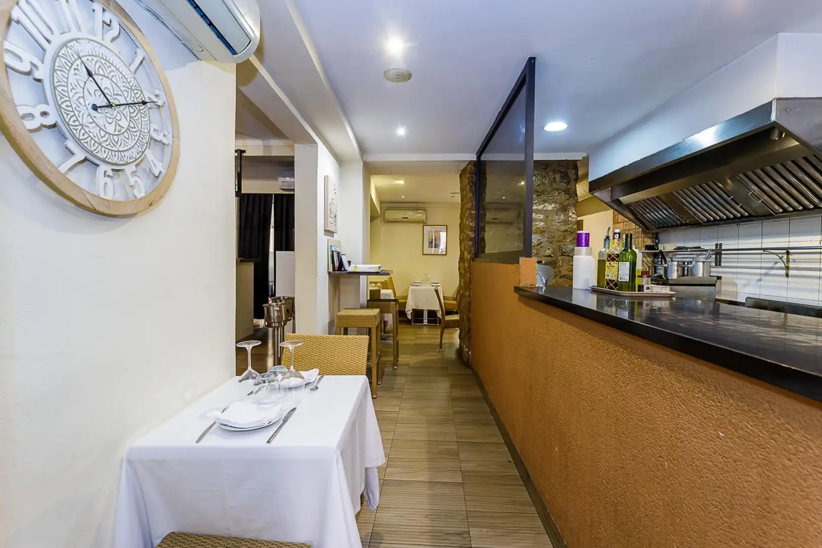 Commercial properties for transfer in Binissalem  with Air Conditioner and Furnished