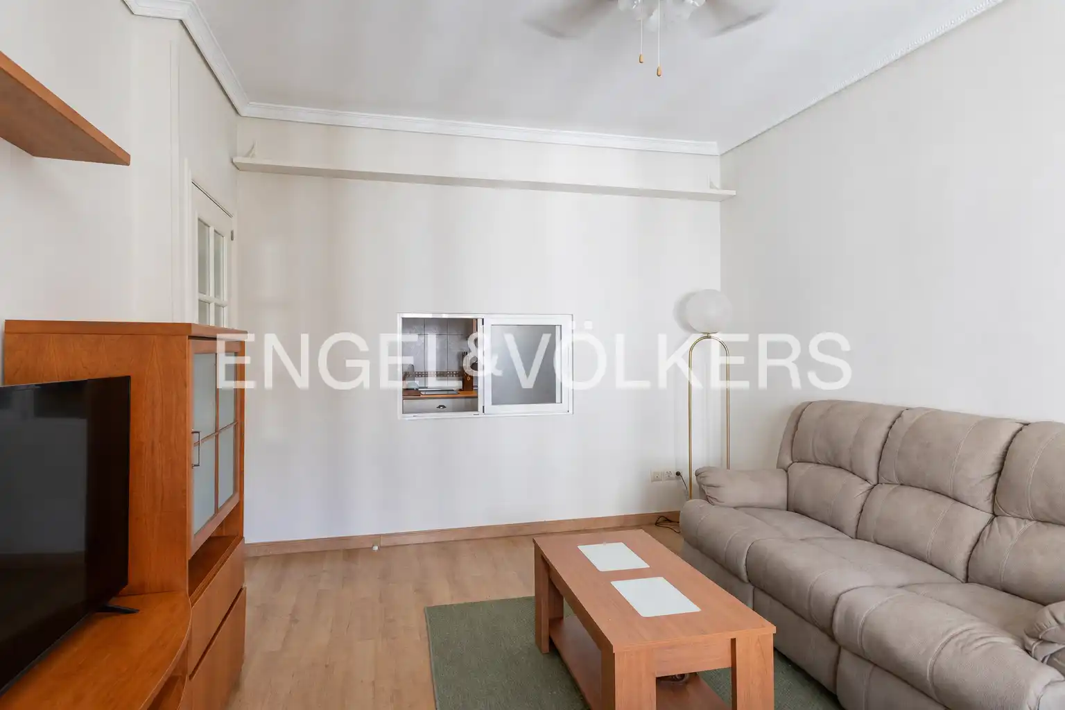 Living room of Flat for rent in Madrid  with Air Conditioner and Heating