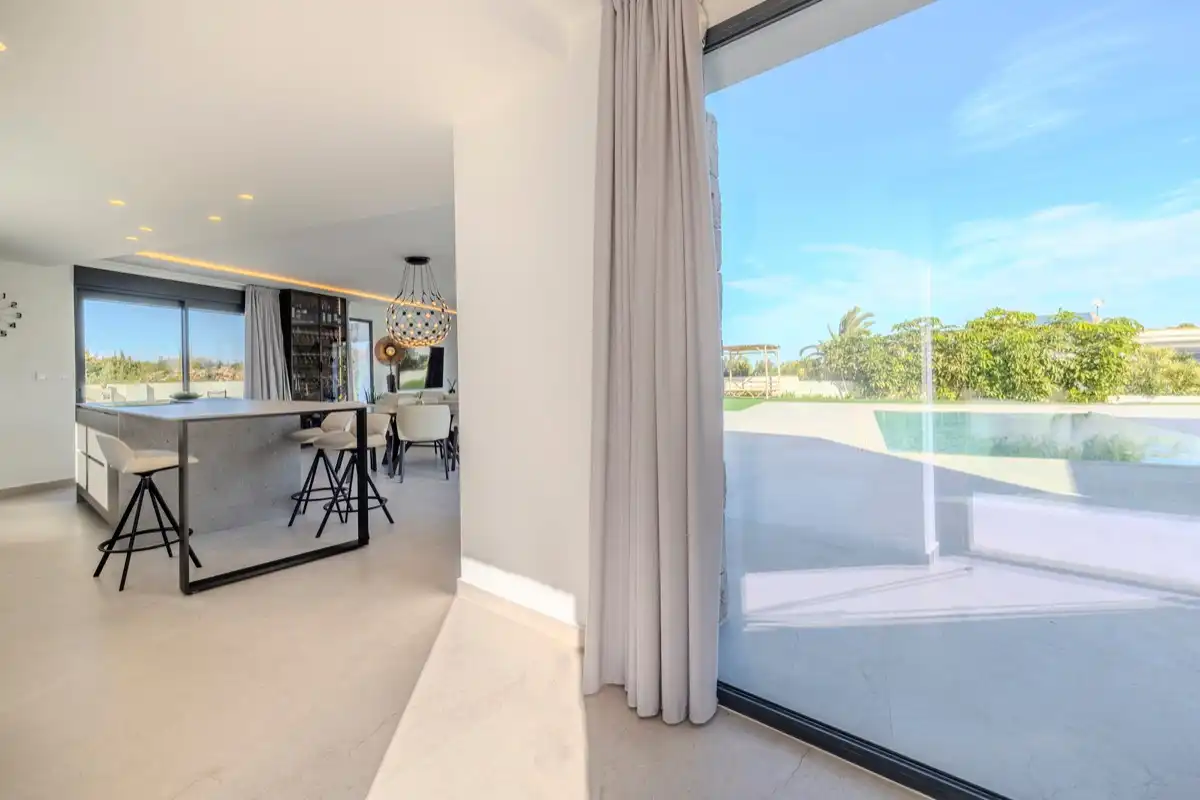 Houses for sale in Dénia  with Air Conditioner, Heating and Private garden
