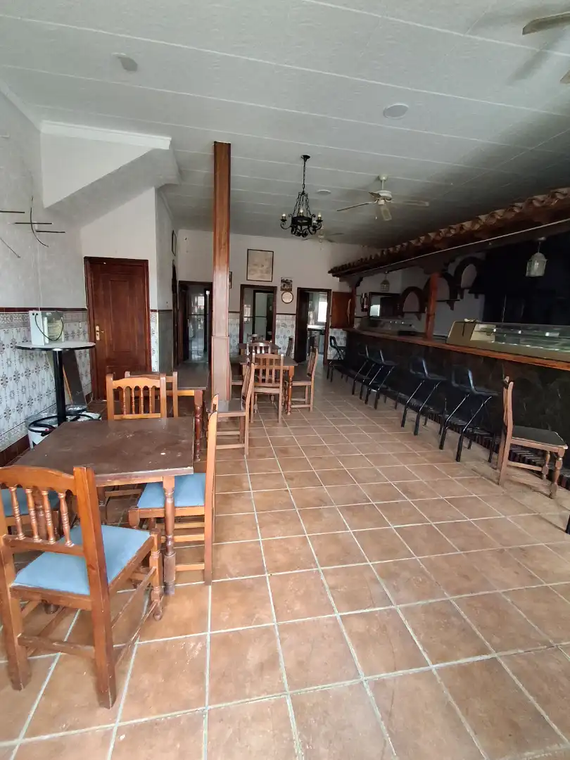 Edificio en venta en Miguel Esteban