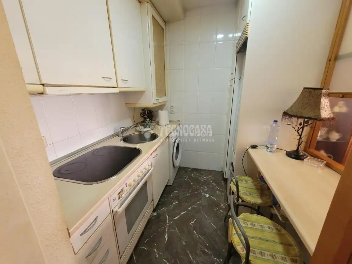 Kitchen of Flat for sale in Zaragoza