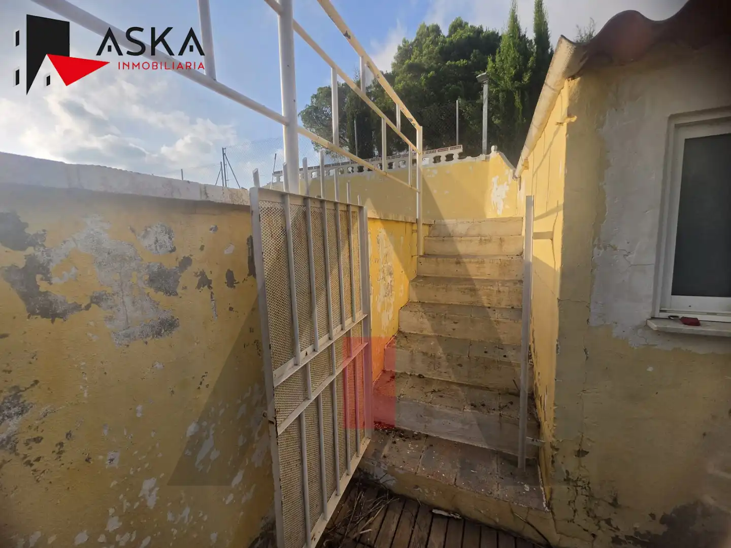 Casa o xalet en venda en Montserrat amb Jardí privat, Traster i Piscina