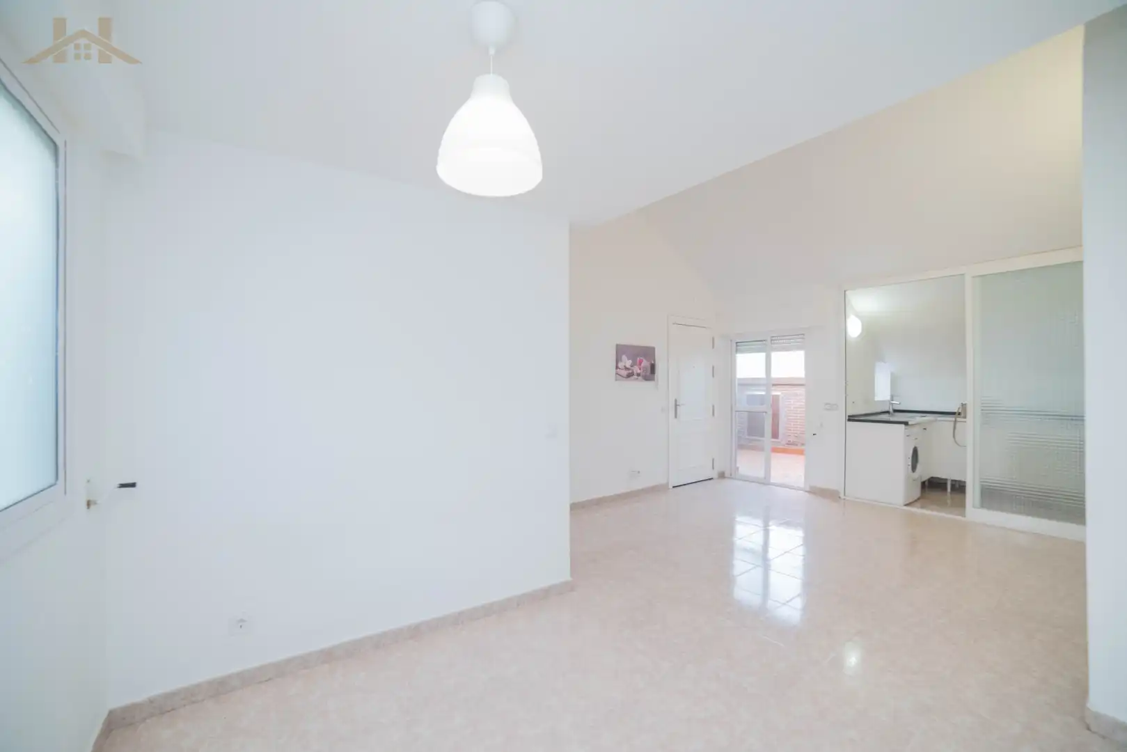 Living room of Attic for sale in Sevilla la Nueva  with Air Conditioner and Terrace