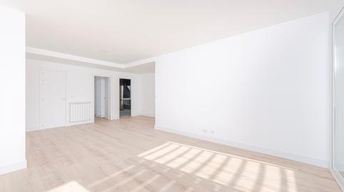 Photo 4 of Flat for sale in Condesa de Venadito, 24, San Pascual,  Madrid Capital