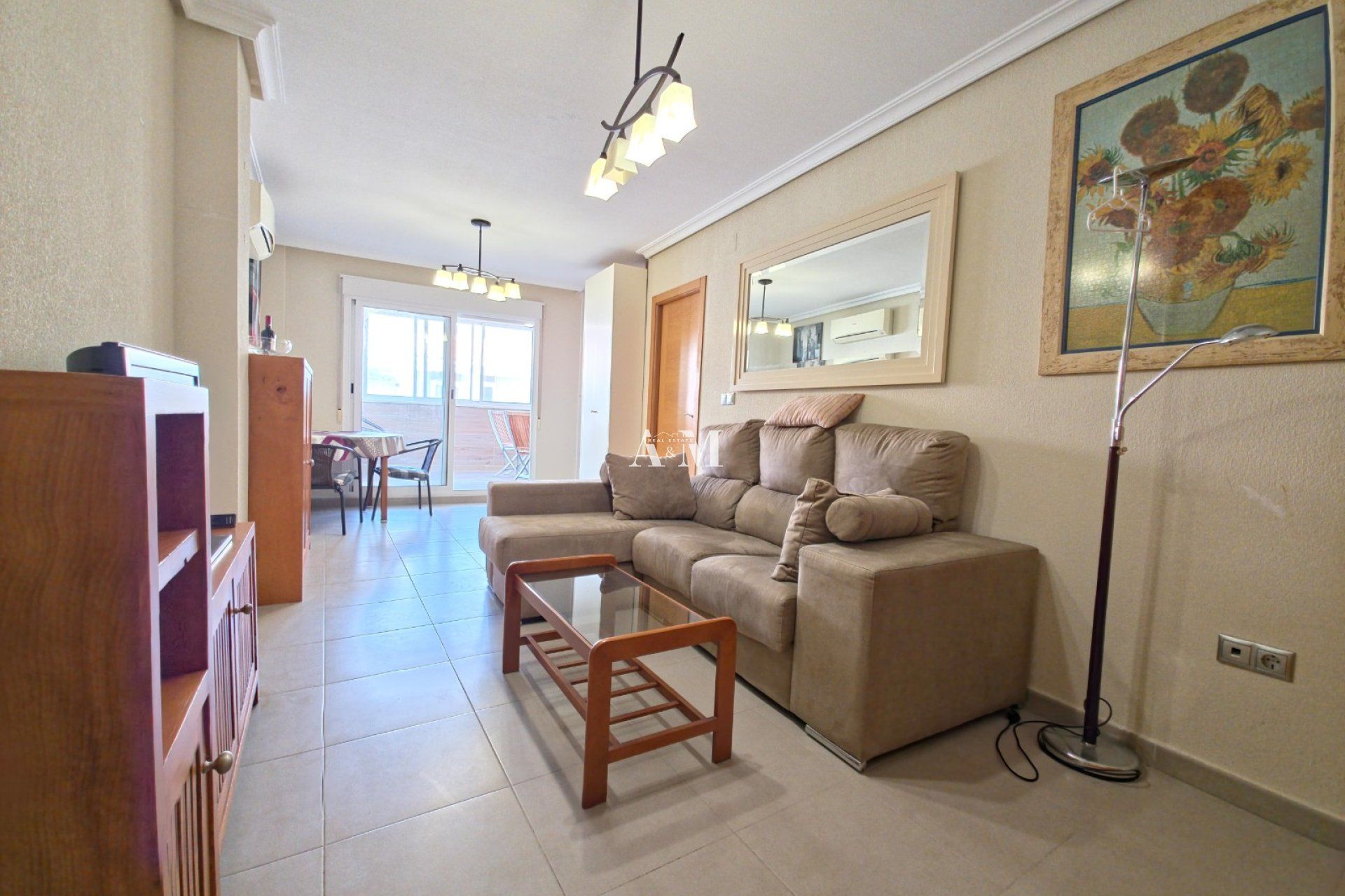 Living room of Apartment to rent in Torrevieja  with Air Conditioner, Terrace and Furnished