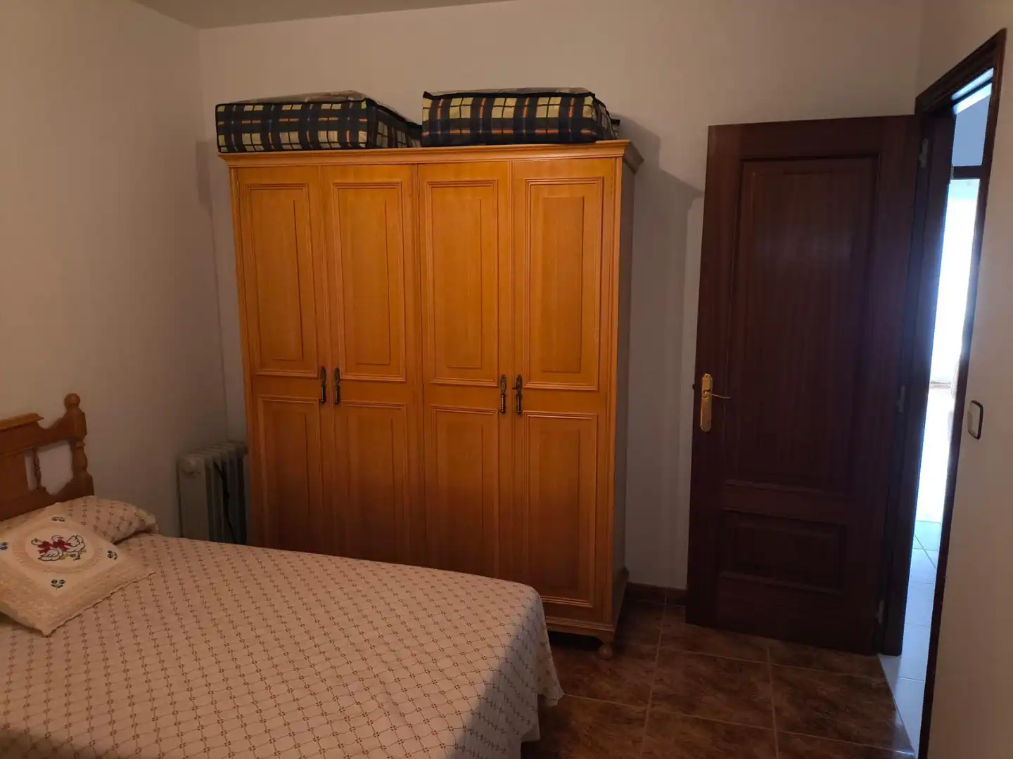 Schlafzimmer von Wohnung zum Verkauf in Laxe mit Heizung, Terrasse und Abstellraum