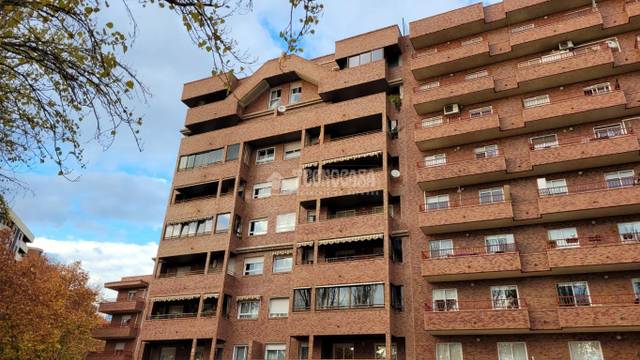 Local comercial en Alquiler en Grancasa