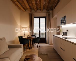 Living room of Apartment to rent in  Barcelona Capital  with Air Conditioner, Heating and Parquet flooring