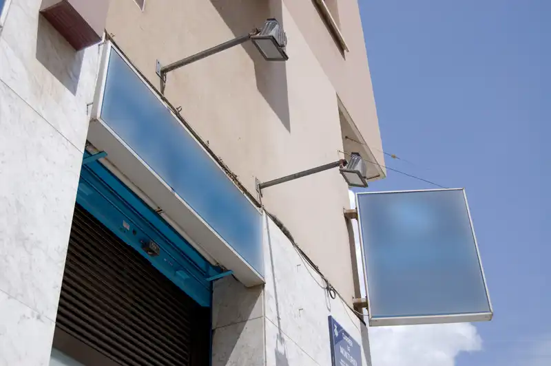 Local commercial à vendre à Carrer de Monturiol 60, imagen 3
