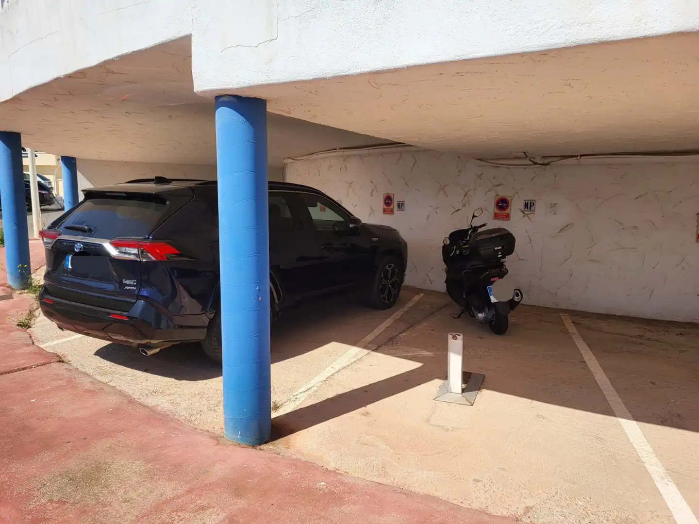 Parking of Duplexes for sale in Peñíscola / Peníscola  with Air Conditioner, Terrace and Furnished
