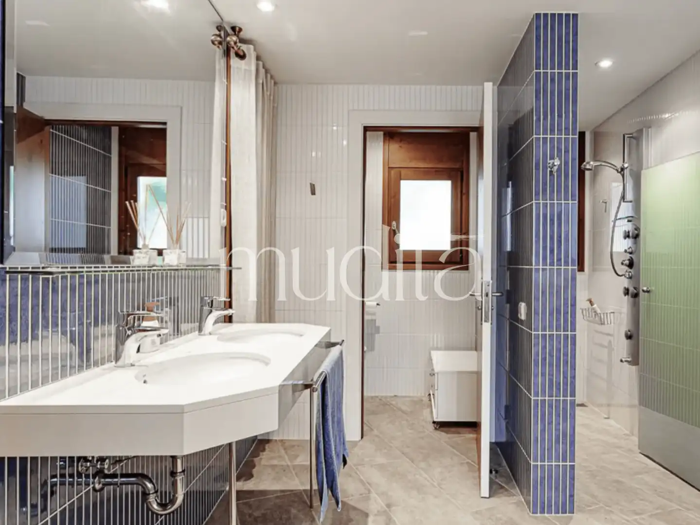 Baño de Casa o chalet en venta en Seva con Calefacción, Jardín privado y Terraza