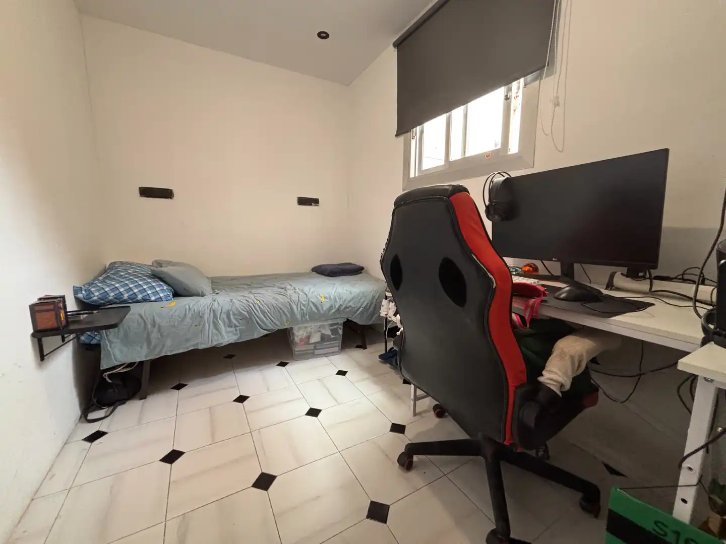 Habitación de Piso en venta en Castellón de la Plana / Castelló de la Plana con Trastero, Amueblado y Horno