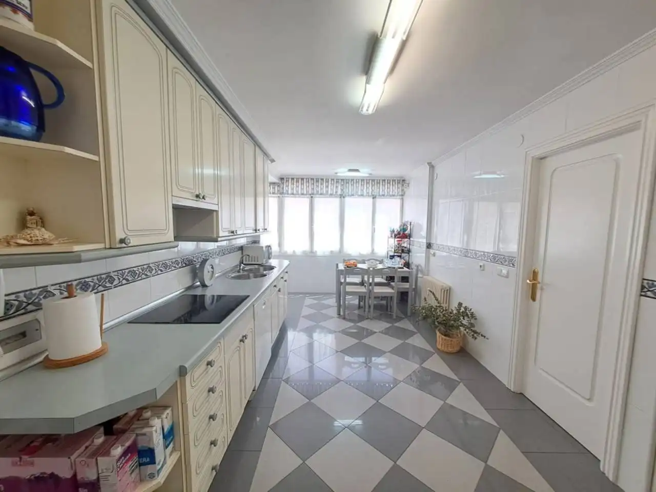 Kitchen of Flat for sale in Burgos  with Heating, Terrace and Alarm