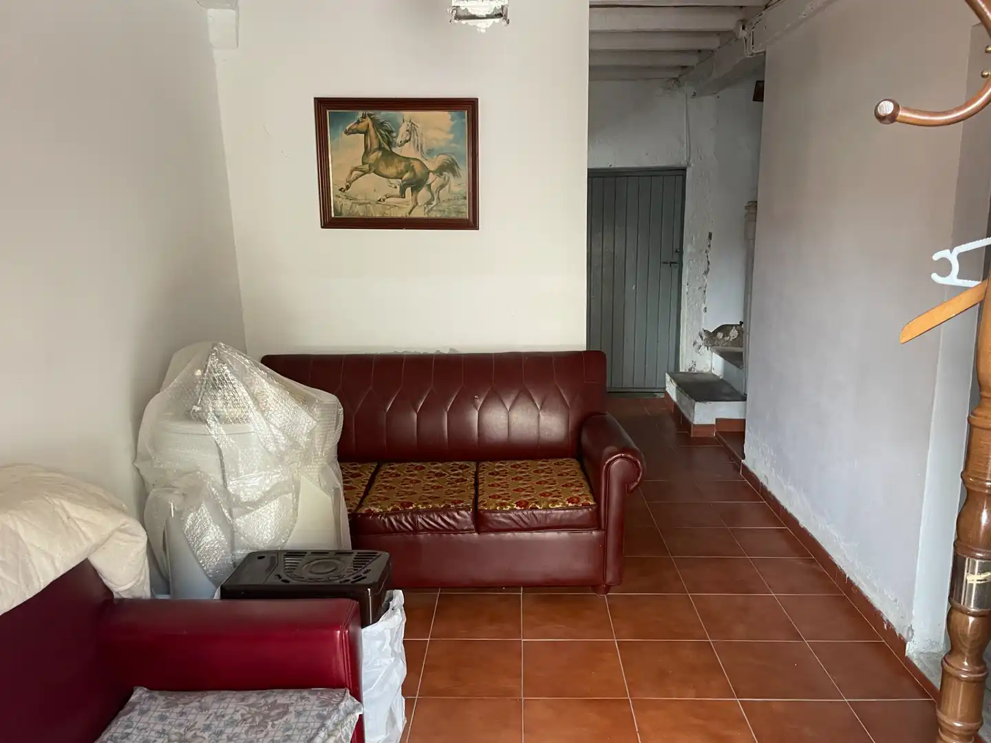 Sala d'estar de Casa o xalet en venda en Val de San Vicente  amb Jardí privat i Balcó