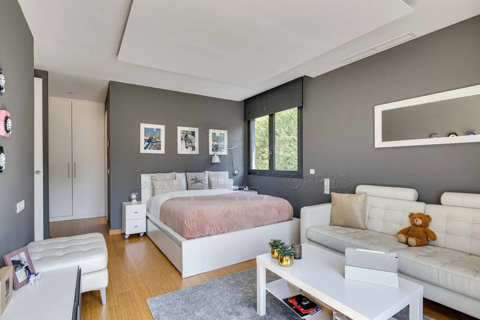 Dormitori de Casa o xalet en venda en Sant Cugat del Vallès amb Aire condicionat, Calefacció i Jardí privat