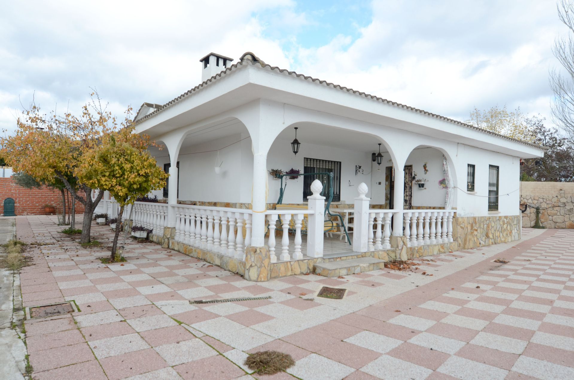 Vista exterior de Casa o xalet en venda en Quijorna amb Piscina