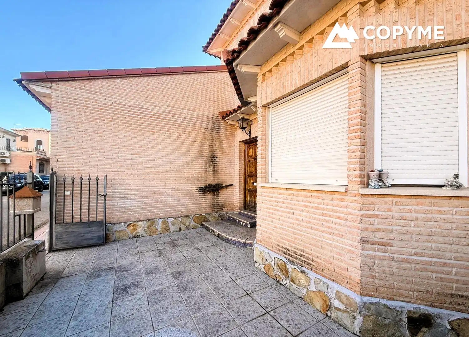 Vista exterior de Casa adosada en venta en Santa Olalla con Aire acondicionado, Calefacción y Jardín privado