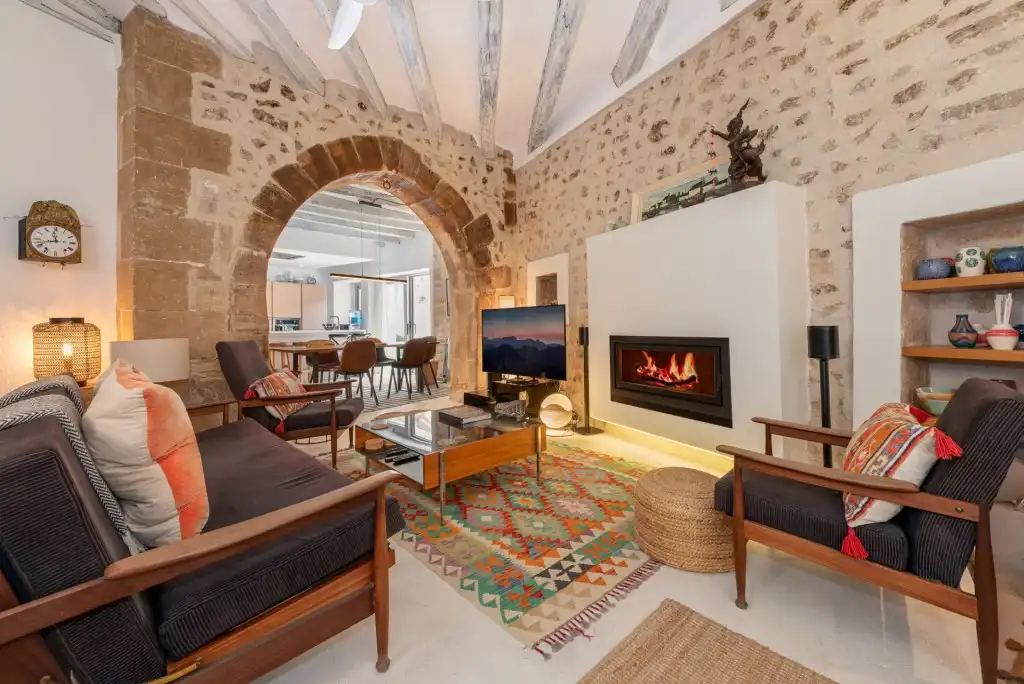Sala de estar de Finca rústica en venta en Pollença con Aire acondicionado, Calefacción y Terraza