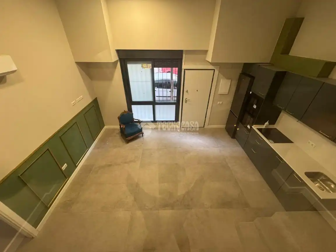 Flat for rent in Sevilla  with Air Conditioner