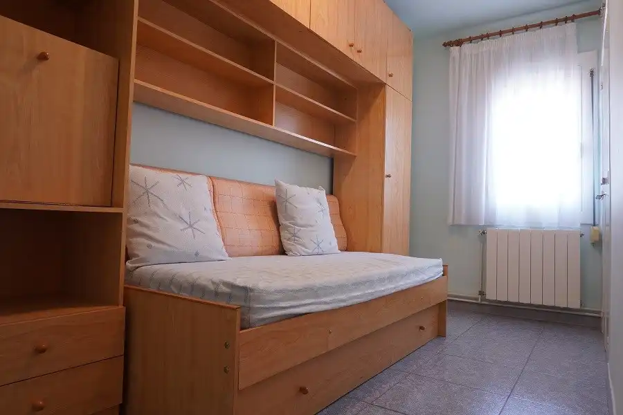 Bedroom of Flat for sale in Ripoll  with Heating