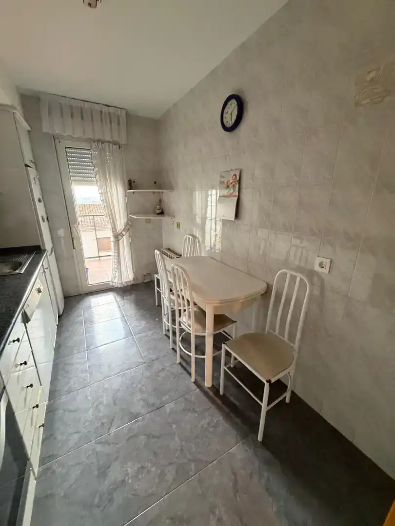 Comedor de Piso en venta en Sesma con Parquet, Trastero y Amueblado