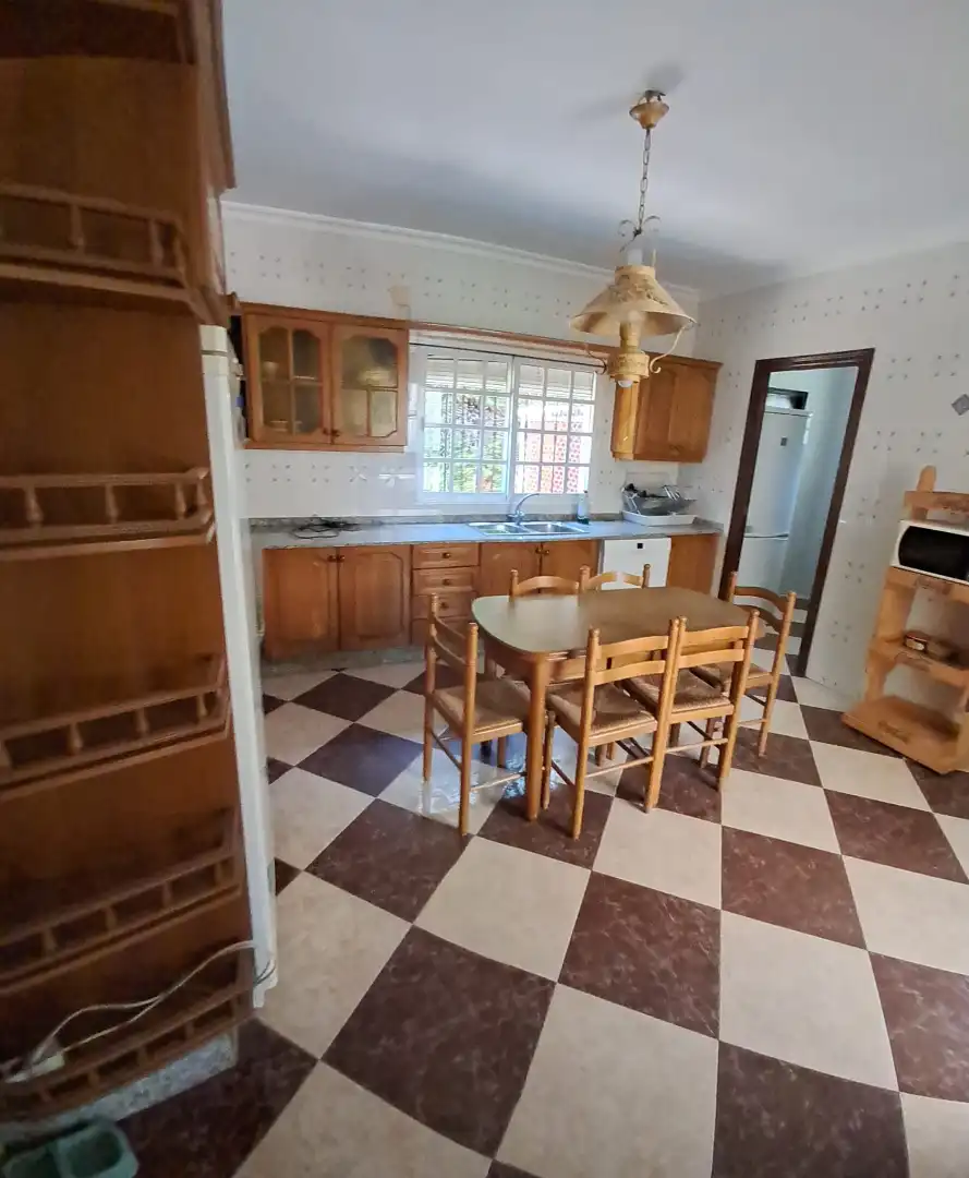 Cocina de Casa o chalet en venta en Palomares del Río con Aire acondicionado, Jardín privado y Terraza
