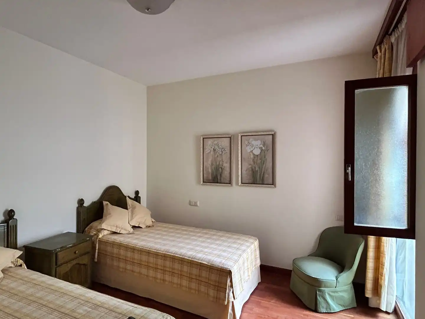 Schlafzimmer von Dachboden zum Verkauf in Santa Cruz de Tenerife mit Privatgarten, Parkett und Schwimmbad