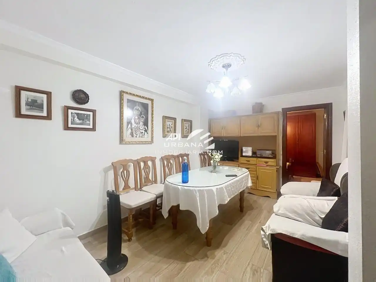 Sala d'estar de Casa o xalet en venda en Lucena amb Traster