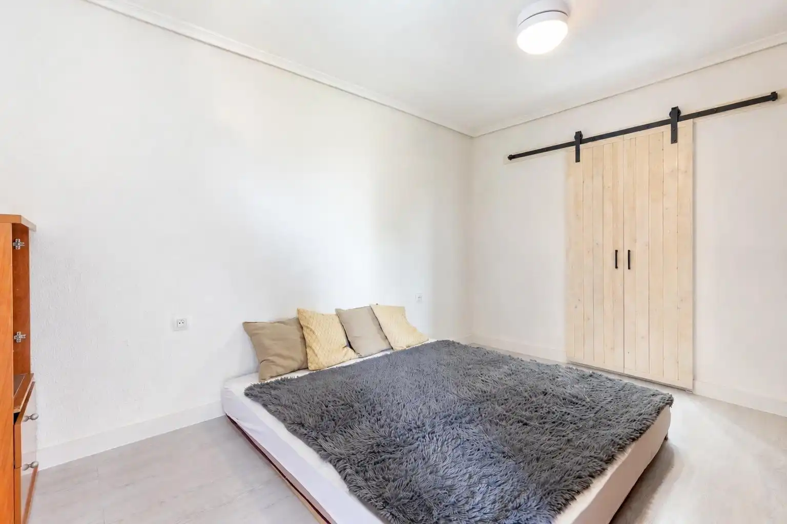 Dormitori de Apartament en venda en Godella amb Aire condicionat i Balcó