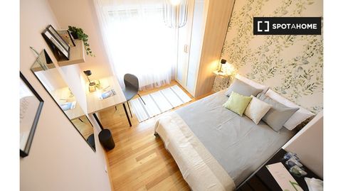 Foto 3 de Habitación en Txurdinaga, Bilbao